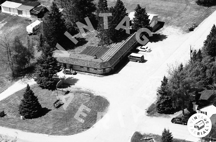 Big Spruce Motel - 1993 Photo (newer photo)